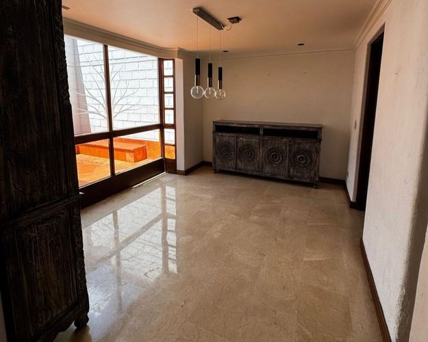 Casa de 4 alcobas en venta en Escobero, Envigado, 220 m² · foto 7 de 15