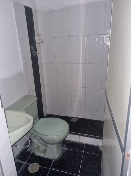 Casa de 9 alcobas en venta en Ub. Villa Luz, Ibagué, 90 m² · foto 14 de 15