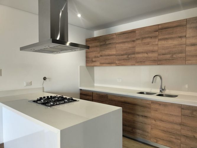 Apartamento de 3 alcobas en venta en Entreamigos, Sabaneta, 74 m² · foto 9 de 14