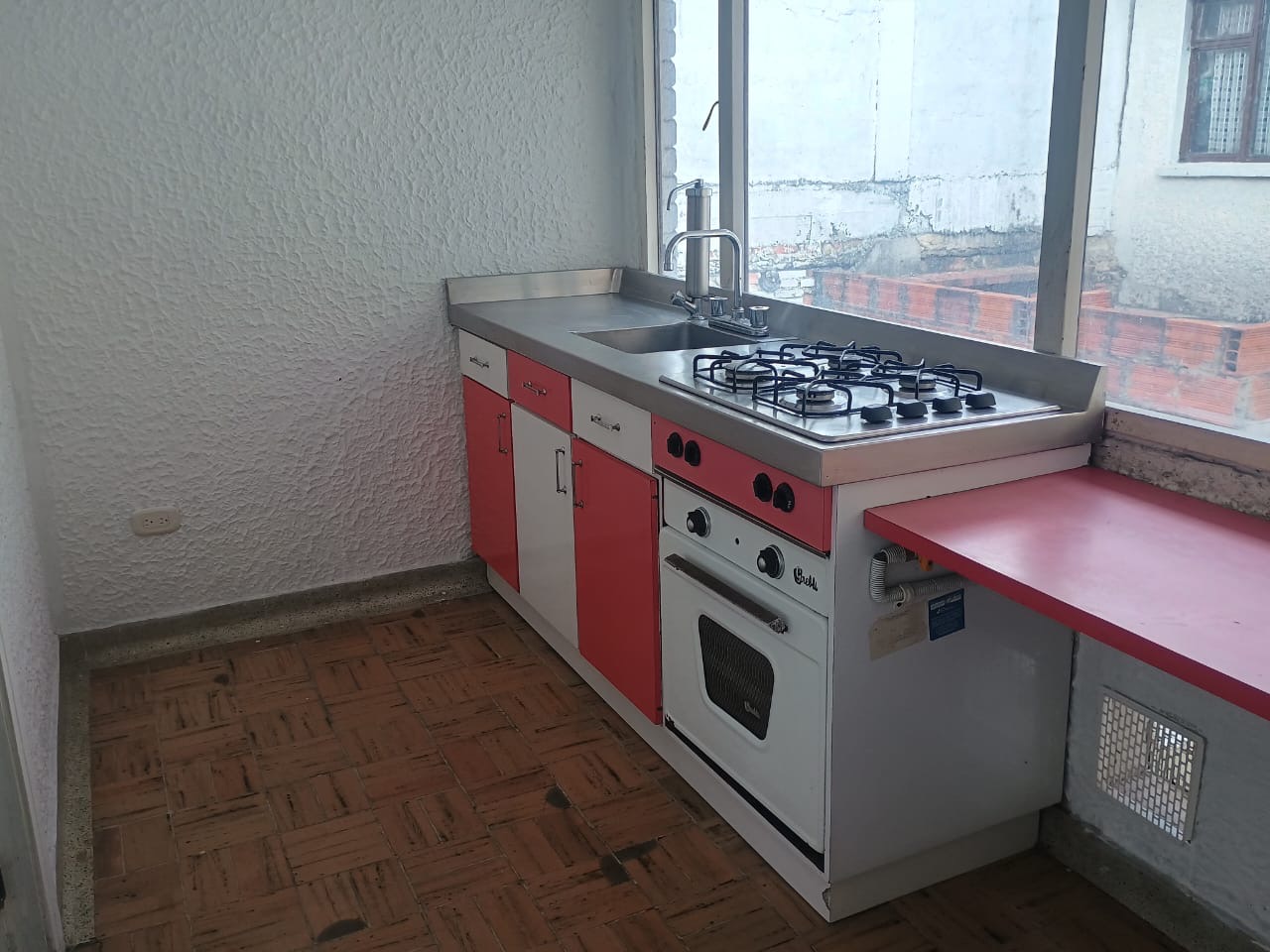 Casa en venta en Spring, Bogotá · foto 6 de 24