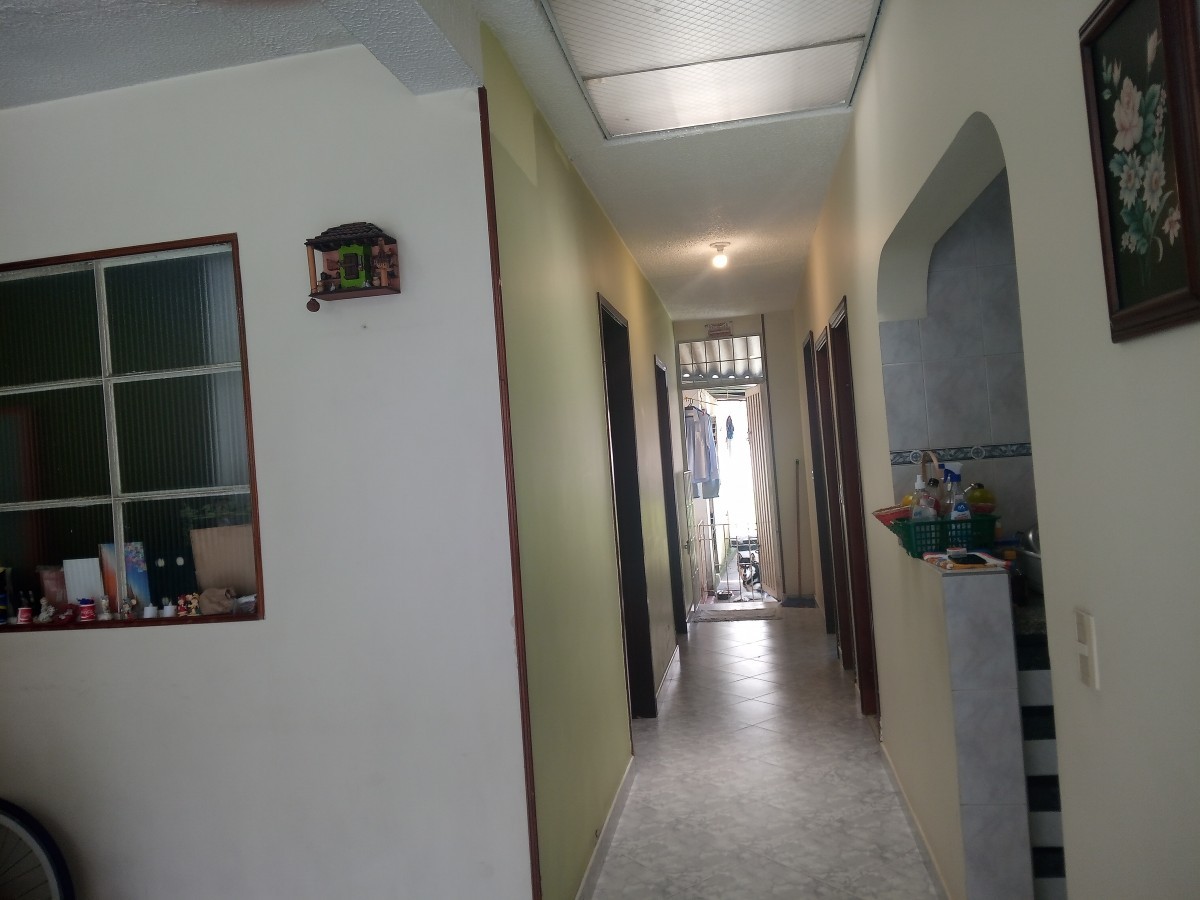 Casa en venta en Bellavista Occidental, Bogotá · foto 13 de 24
