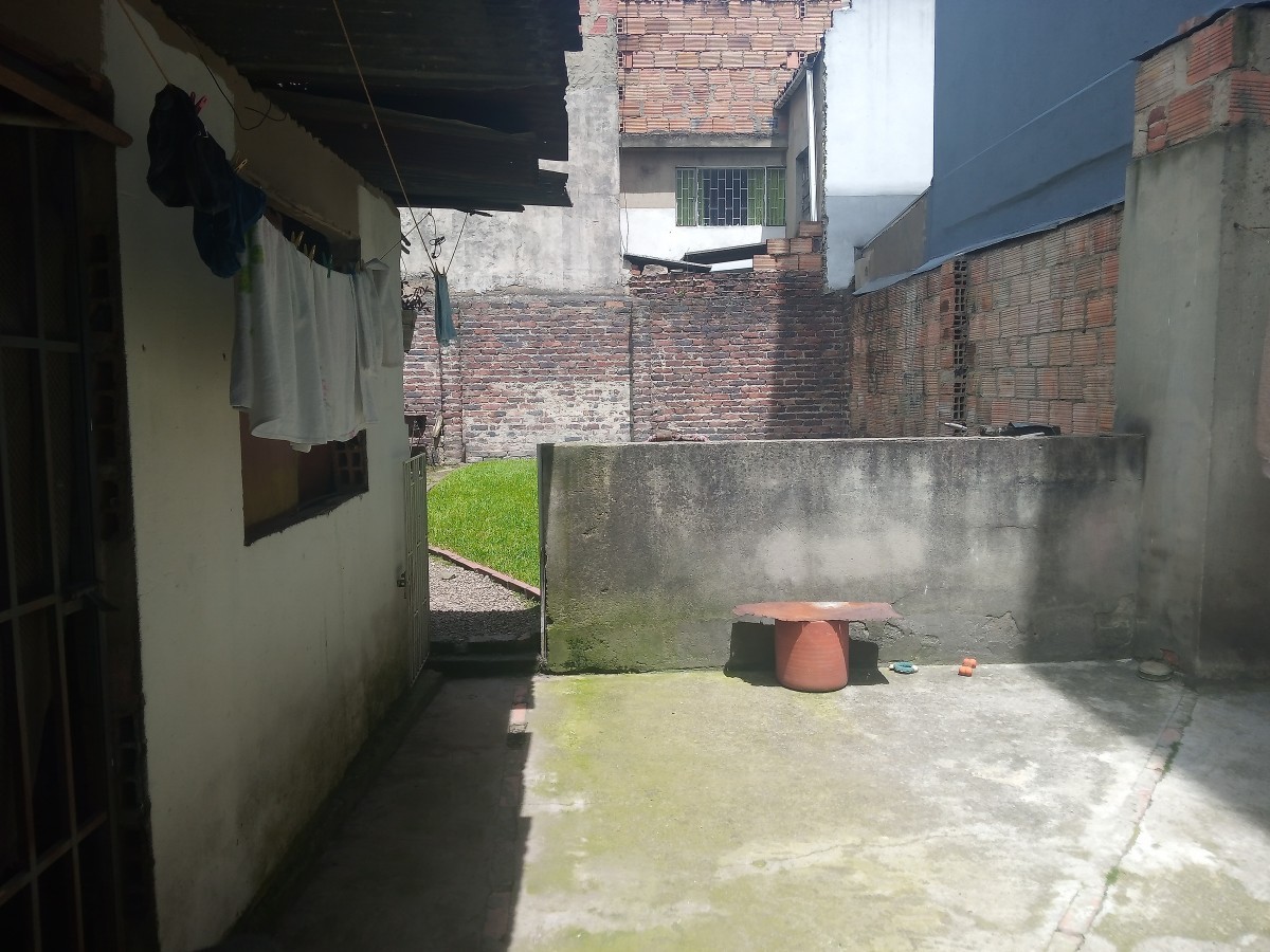 Casa en venta en Bellavista Occidental, Bogotá · foto 17 de 24