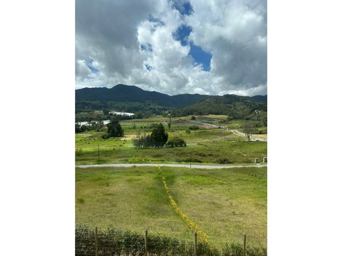 Lote en venta en El Tambo, La Ceja, 1573 m² · foto 3 de 8