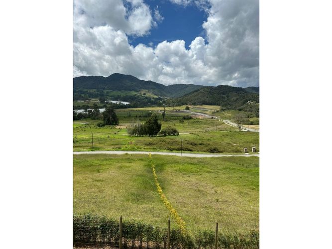 Lote en venta en El Tambo, La Ceja, 1573 m² · foto 4 de 8