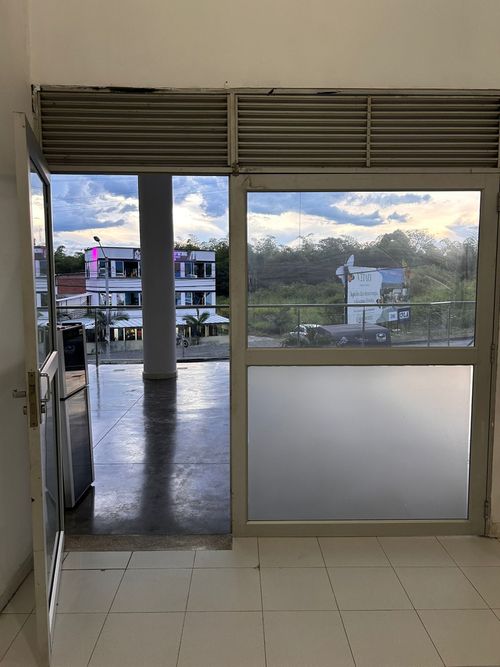 Local en venta en Galicia, Pereira, 36 m² · foto 2 de 3