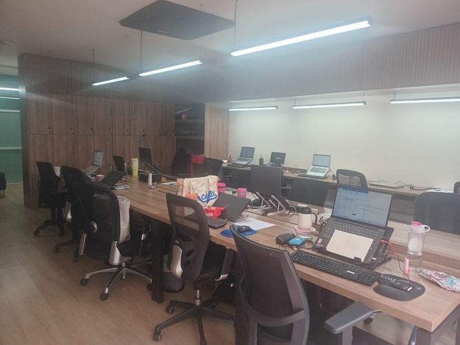 Oficina en arriendo en El Poblado, Medellín, 120 m² · foto 4 de 9
