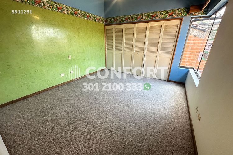 Casa de 5 alcobas en arriendo en San Lucas, Medellín, 330 m² · foto 12 de 24