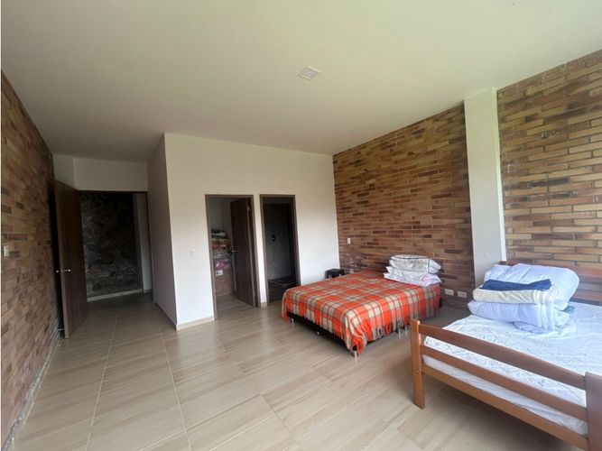 Casa de 6 alcobas en venta en El Carmen De Viboral, Rionegro, 450 m² · foto 12 de 24