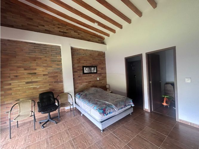 Casa de 6 alcobas en venta en El Carmen De Viboral, Rionegro, 450 m² · foto 17 de 24