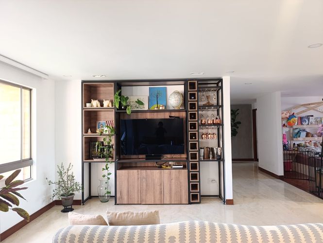 Apartamento de 2 alcobas en arriendo en El Poblado, Medellín, 200 m² · foto 3 de 18