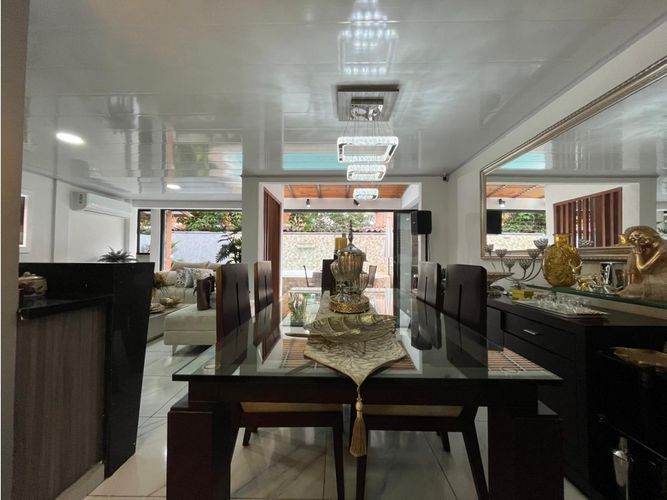 Casa de 6 alcobas en venta en Ciudad Country, Jamundí, 253 m² · foto 7 de 24