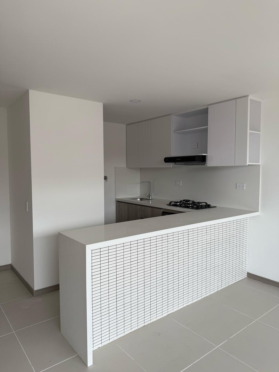 Apartamento en venta en Zona Industrial No. 1, Itagüí · foto 6 de 22