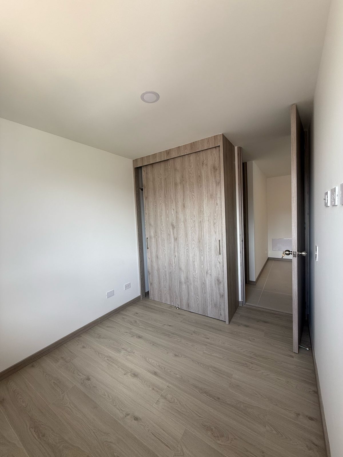 Apartamento en venta en Zona Industrial No. 1, Itagüí · foto 17 de 22