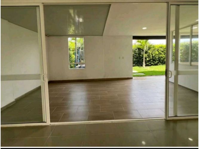 Casa de 4 alcobas en venta en El Castillo, Jamundí, 150 m² · foto 6 de 24