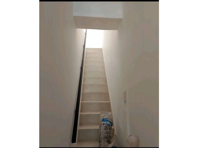 Casa de 6 alcobas en venta en Nueva Granada, Cali, 244 m² · foto 3 de 24