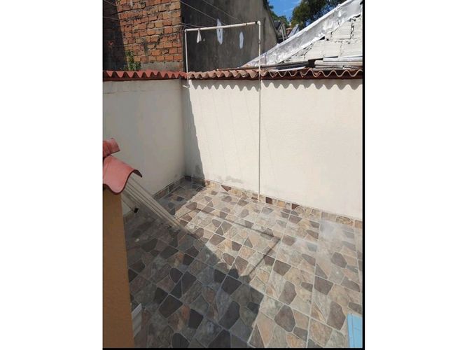 Casa de 6 alcobas en venta en Nueva Granada, Cali, 244 m² · foto 12 de 24