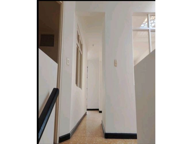 Casa de 6 alcobas en venta en Nueva Granada, Cali, 244 m² · foto 16 de 24