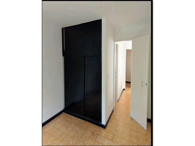 Casa de 6 alcobas en venta en Nueva Granada, Cali, 244 m² · foto 17 de 24