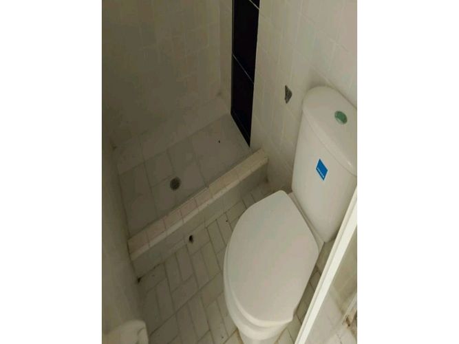 Casa de 6 alcobas en venta en Nueva Granada, Cali, 244 m² · foto 18 de 24