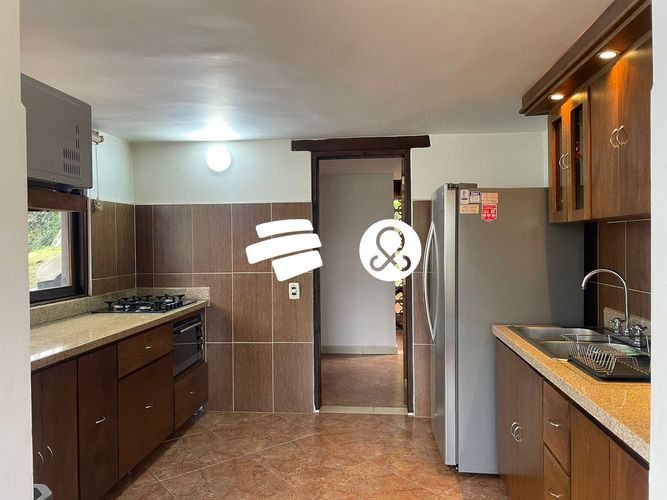 Finca en venta en El Carmen De Viboral, El Carmen de Viboral, 3400 m² · foto 8 de 23
