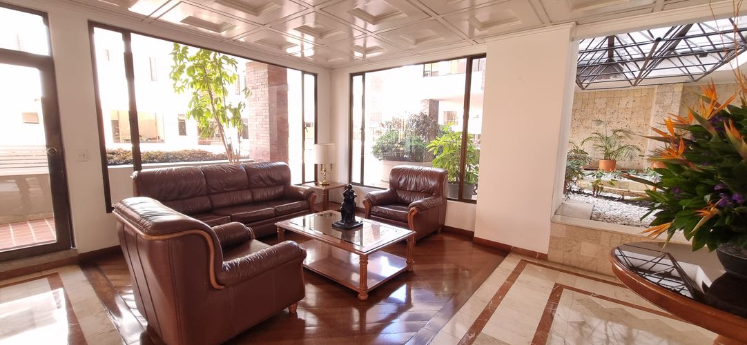 Apartamento de 3 alcobas en venta en Unicentro Bogotá, Bogotá, 157 m² · foto 7 de 24