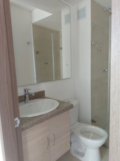 Apartamento de 2 alcobas en venta en Santa Teresa, Bogotá, 54 m² · foto 4 de 9