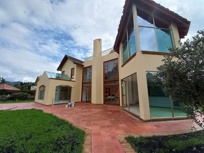 Casa de 4 alcobas en arriendo en Hatogrande, Sopó, 390 m² · foto 20 de 21