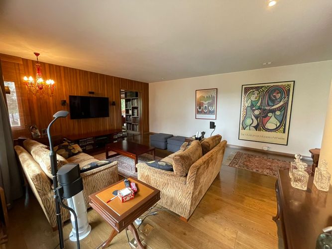 Apartamento en venta en Los Rosales, Bogotá · foto 2 de 24