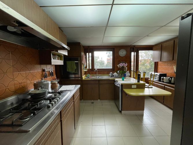 Apartamento en venta en Los Rosales, Bogotá · foto 8 de 24