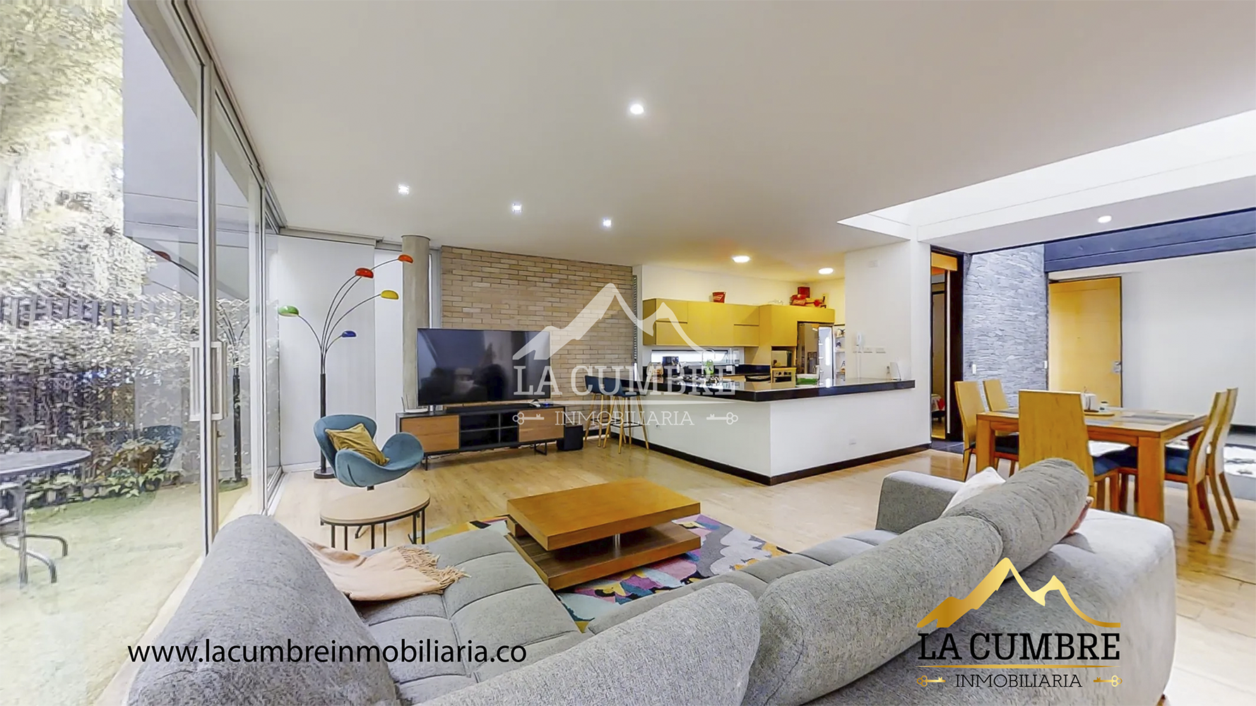 Casa en arriendo en Montessori, Medellín en Montessori