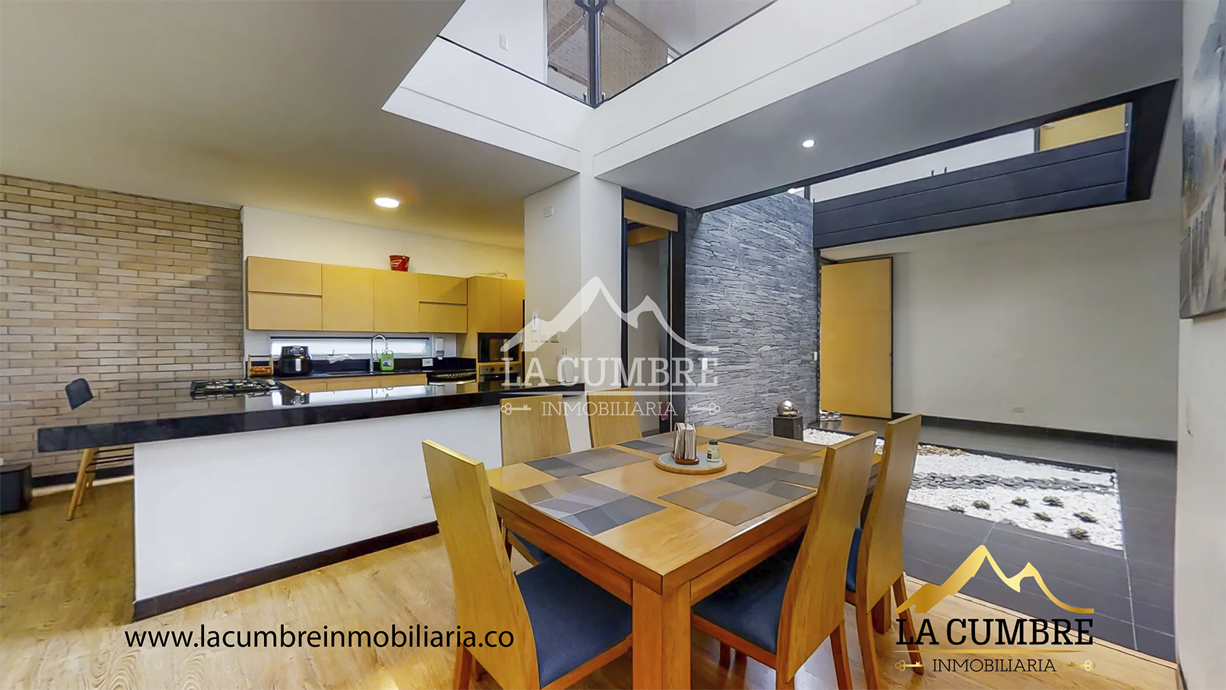 Casa en arriendo en Montessori, Medellín · foto 4 de 18