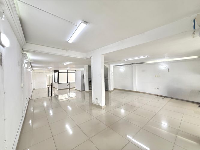 Local en arriendo en Avenida 30 De Agosto, Pereira, 180 m² · foto 2 de 10
