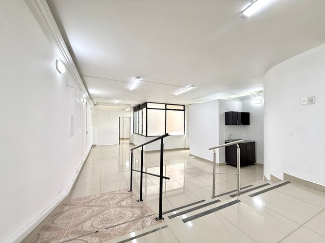 Local en arriendo en Avenida 30 De Agosto, Pereira, 180 m² · foto 3 de 10