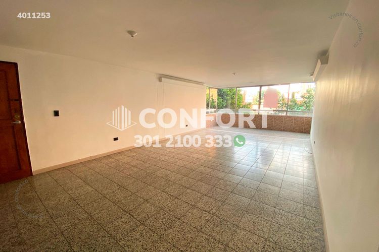 Apartamento de 3 alcobas en arriendo en Las Acacias, Medellín, 168 m² · foto 2 de 24