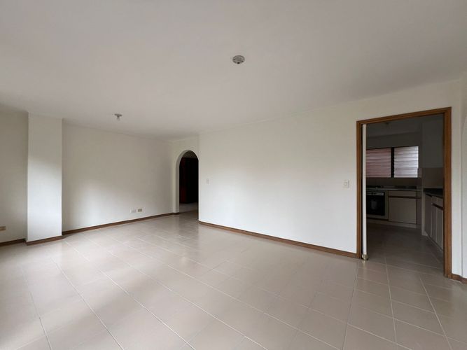 Apartamento de 3 alcobas en arriendo en El Diamante No. 2, Medellín, 103 m² · foto 6 de 19