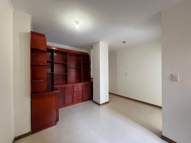 Apartamento de 3 alcobas en arriendo en El Diamante No. 2, Medellín, 103 m² · foto 11 de 19