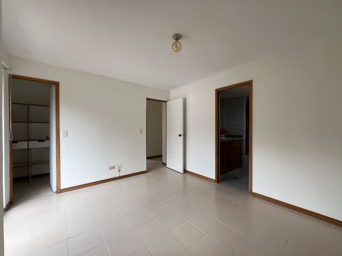 Apartamento de 3 alcobas en arriendo en El Diamante No. 2, Medellín, 103 m² · foto 8 de 19