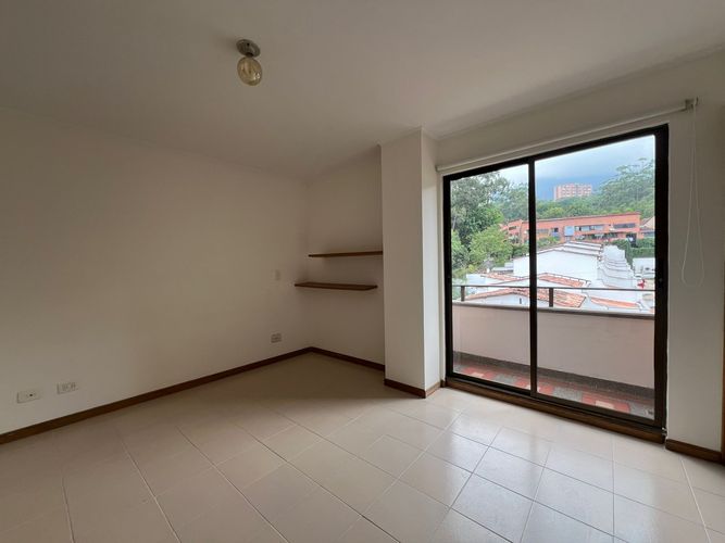 Apartamento de 3 alcobas en arriendo en El Diamante No. 2, Medellín, 103 m² · foto 15 de 19