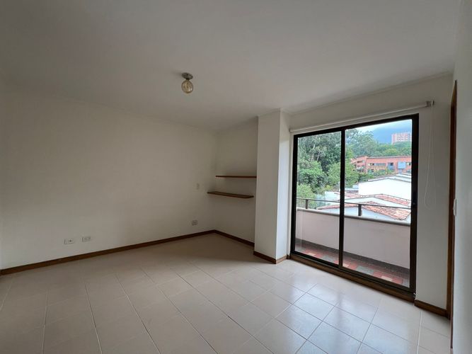 Apartamento de 3 alcobas en arriendo en El Diamante No. 2, Medellín, 103 m² · foto 13 de 19