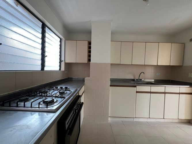 Apartamento de 3 alcobas en arriendo en El Diamante No. 2, Medellín, 103 m² · foto 4 de 19