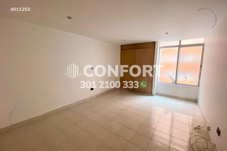 Apartamento de 3 alcobas en arriendo en Las Acacias, Medellín, 168 m² · foto 18 de 24