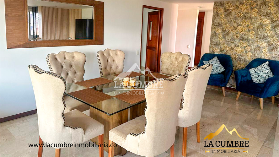 Apartamento de 3 alcobas en arriendo en La Calera, Medellín, 314 m² · foto 2 de 6