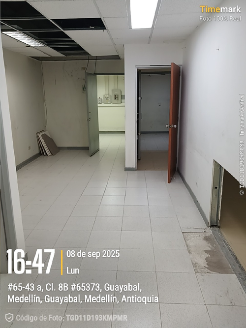 Local en venta en Aeroparque Juan Pablo Ii, Medellín, 209 m² · foto 7 de 11