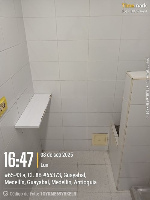 Local en venta en Aeroparque Juan Pablo Ii, Medellín, 209 m² · foto 9 de 11