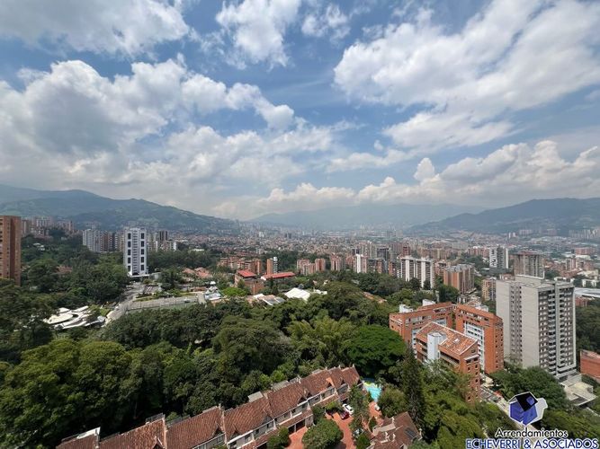 Apartamento de 3 alcobas en venta en La Frontera, Medellín, 300 m² · foto 15 de 19