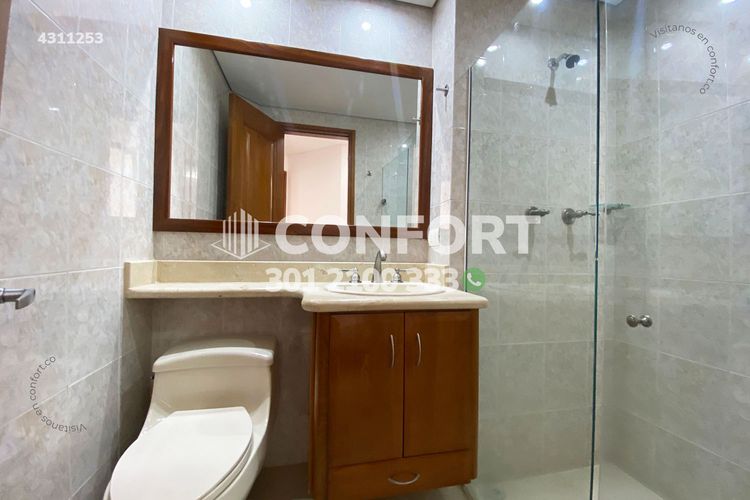 Apartamento de 3 alcobas en arriendo en Laureles, Medellín, 160 m² · foto 11 de 24