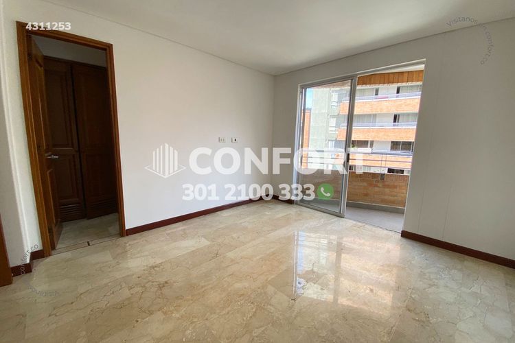 Apartamento de 3 alcobas en arriendo en Laureles, Medellín, 160 m² · foto 19 de 24