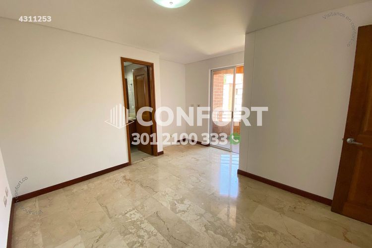 Apartamento de 3 alcobas en arriendo en Laureles, Medellín, 160 m² · foto 22 de 24