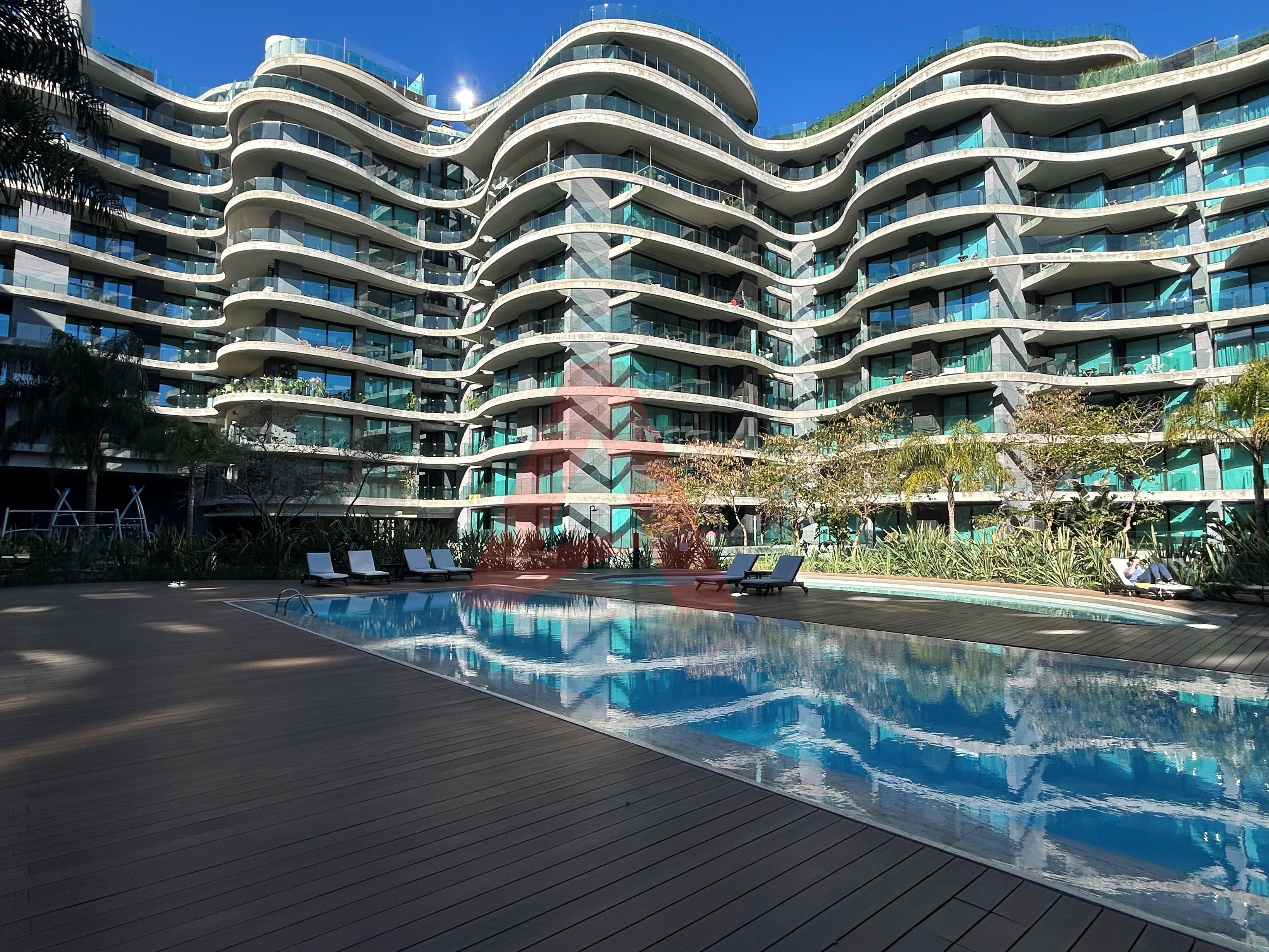 FORUM PUERTO DE BUCEO - ALQUILER APARTAMENTO DE 1 DORMITORIO CON MUEBLES - VISTA A LA PISCINA