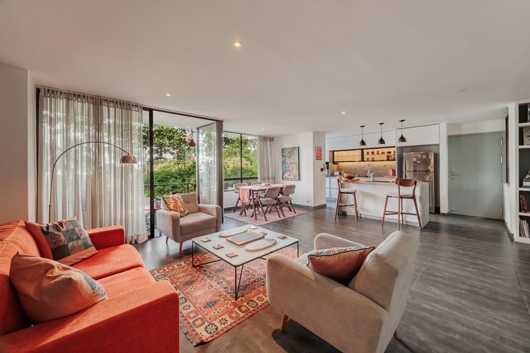 Apartamento de 2 alcobas en venta en El Poblado, Medellín, 122 m² · foto 7 de 23
